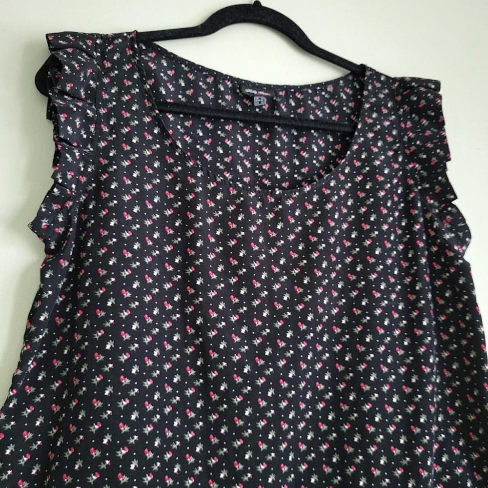 Vintage Black Floral Ruffle Sleeve Blouse